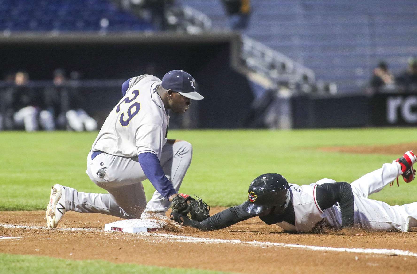 040918-RIVER-BANDITS-008